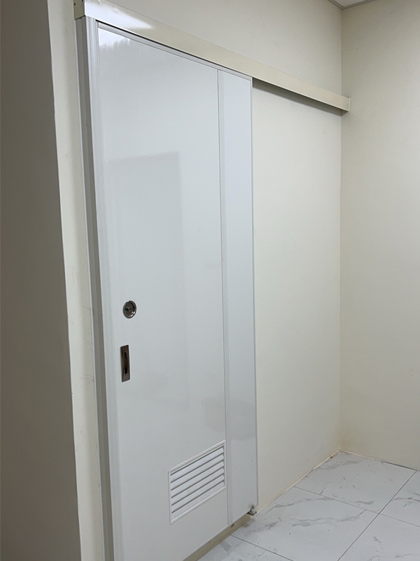 牙白色橫拉門-塑鋼板