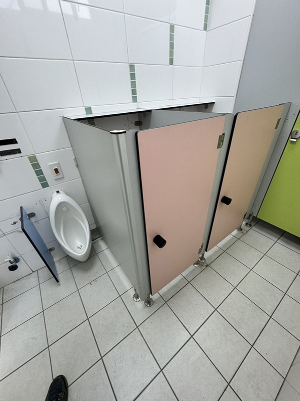 小朋友搗擺-熱固板