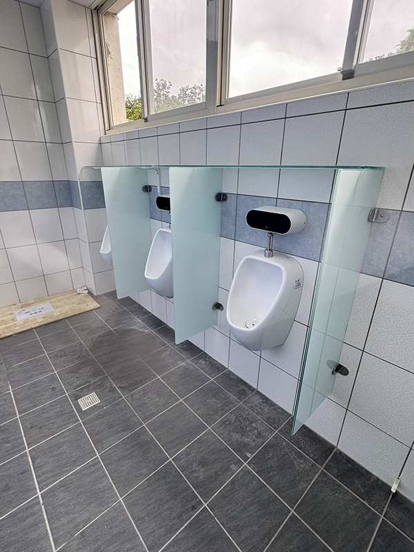 5+5白膜尿斗隔屏+置物板